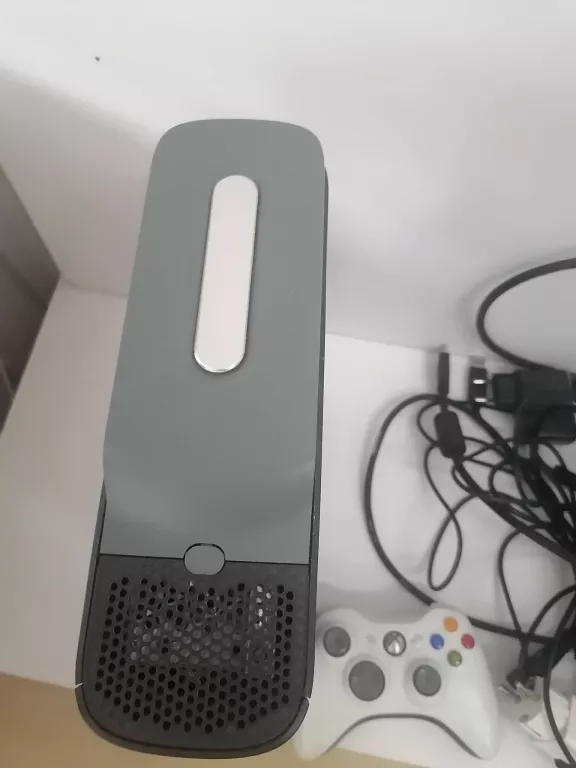 KONSOLA XBOX 360