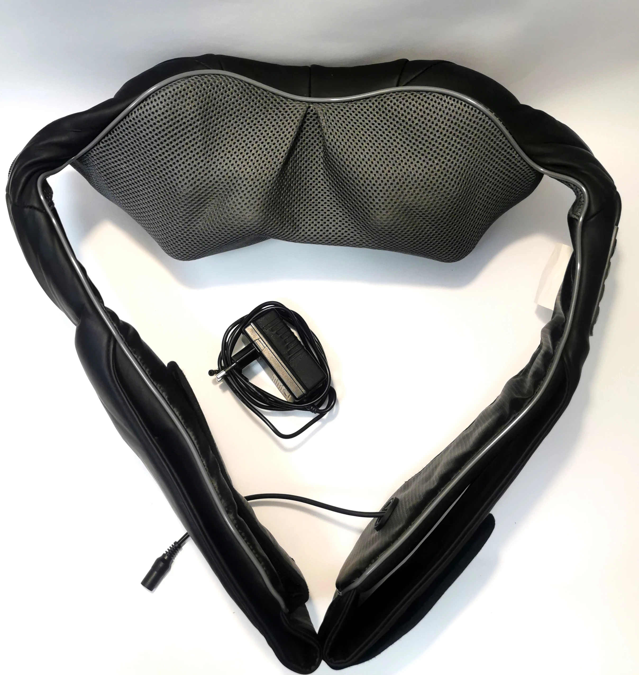 masazer-salute-shiatsu-massage-system-stan-uzywany