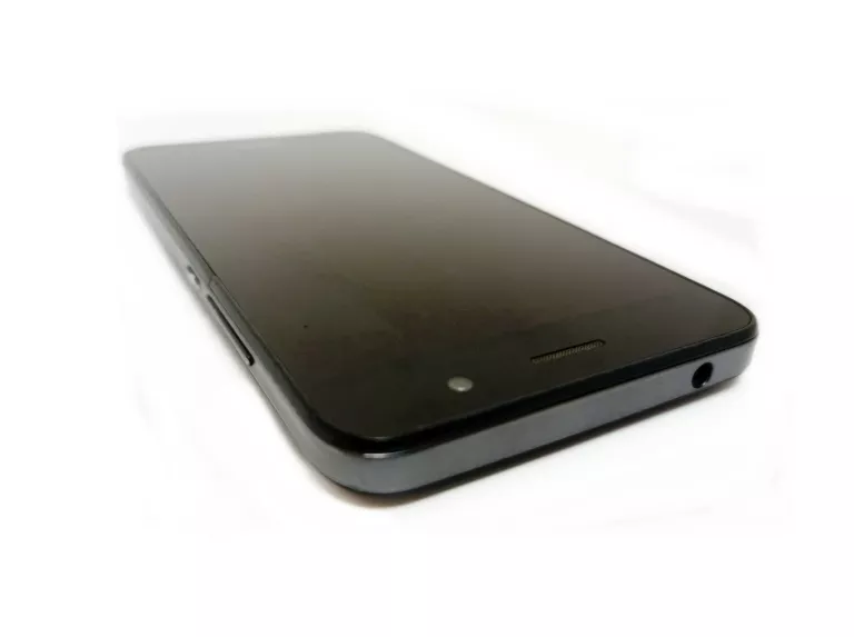 TELEFON HUAWEI Y6 PRO - OPIS !!