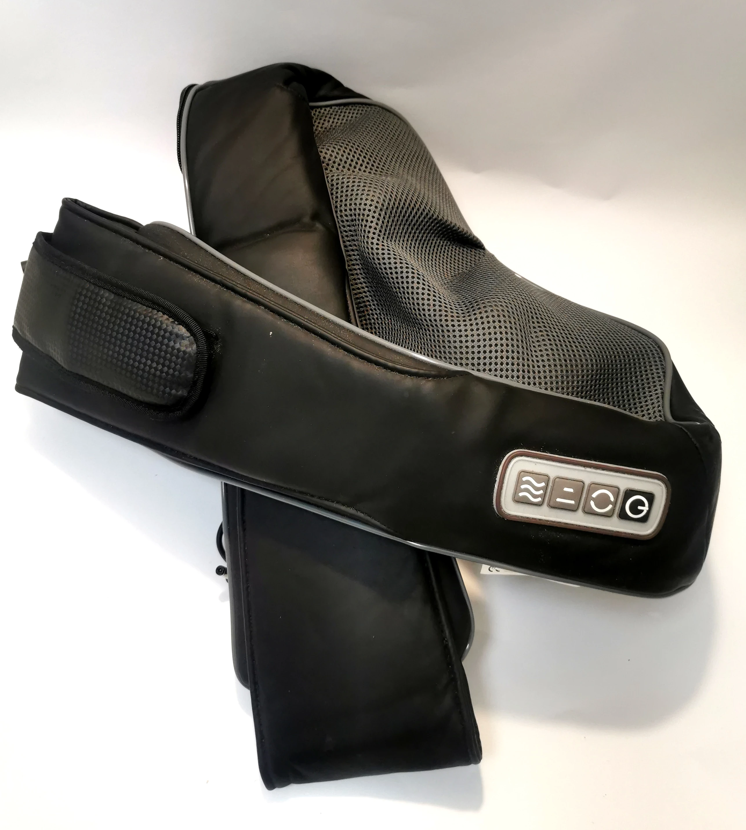 masazer-salute-shiatsu-massage-system-rodzaj-karku-plecow-i-szyi