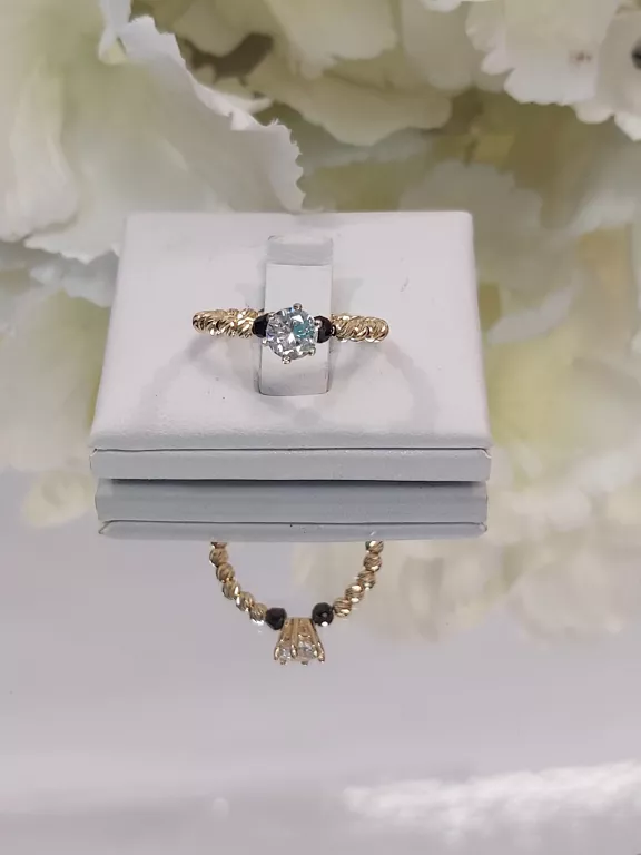 zloty-pierscionek-kuleczki-z-cyrkonia-p585-187g-stan-11323-238058