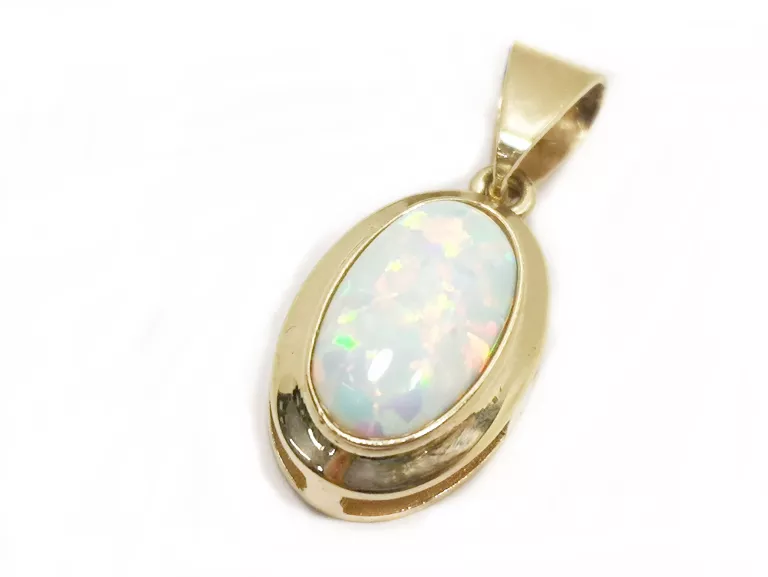 ZŁOTA ZAWIESZKA OPAL