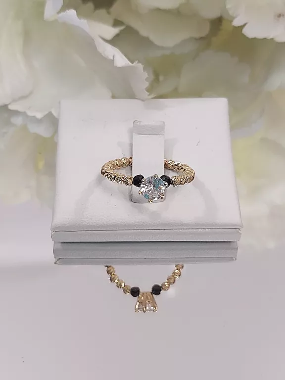 zloty-pierscionek-kuleczki-z-cyrkonia-p585-187g-rynek-5-kety