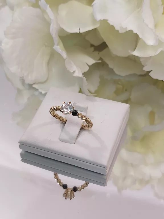 zloty-pierscionek-kuleczki-z-cyrkonia-p585-187g-ean-gtin-0031628731250