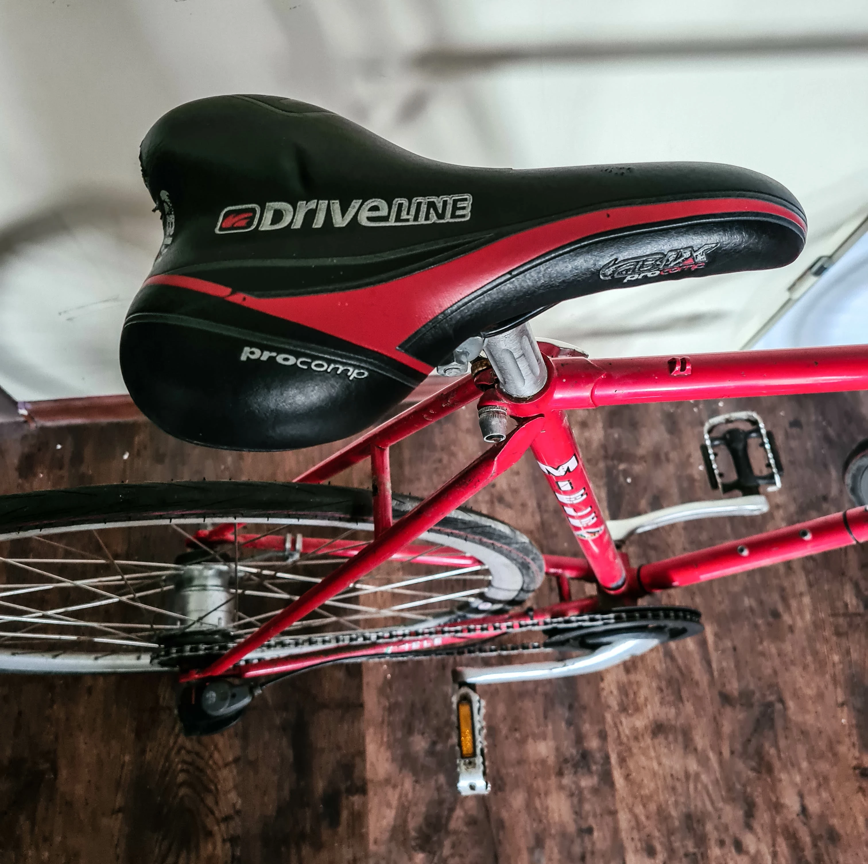 rower-szosowy-miele-kolarzowka-rozmiar-ramy-brak-informacji