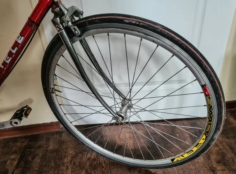 rower-szosowy-miele-kolarzowka-kolor-czerwony