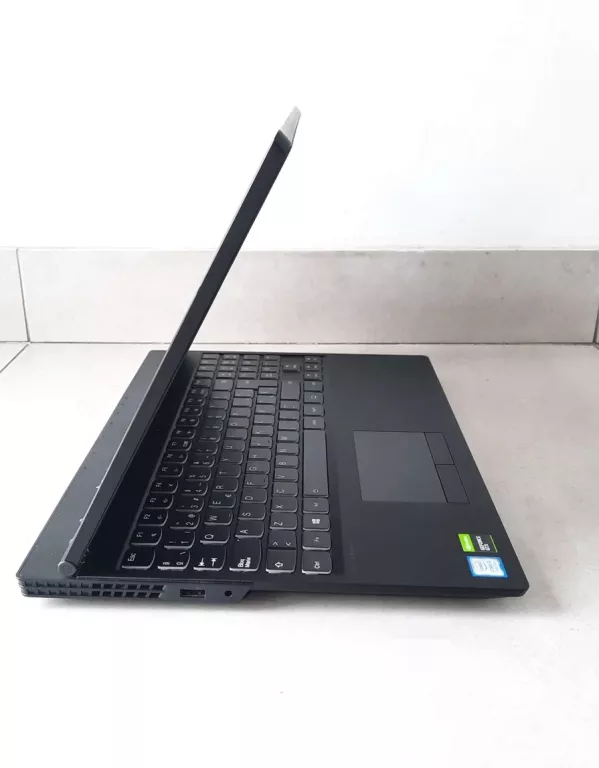 LAPTOP LENOVO LEGION Y540-15IRH-PG0 - OPIS !