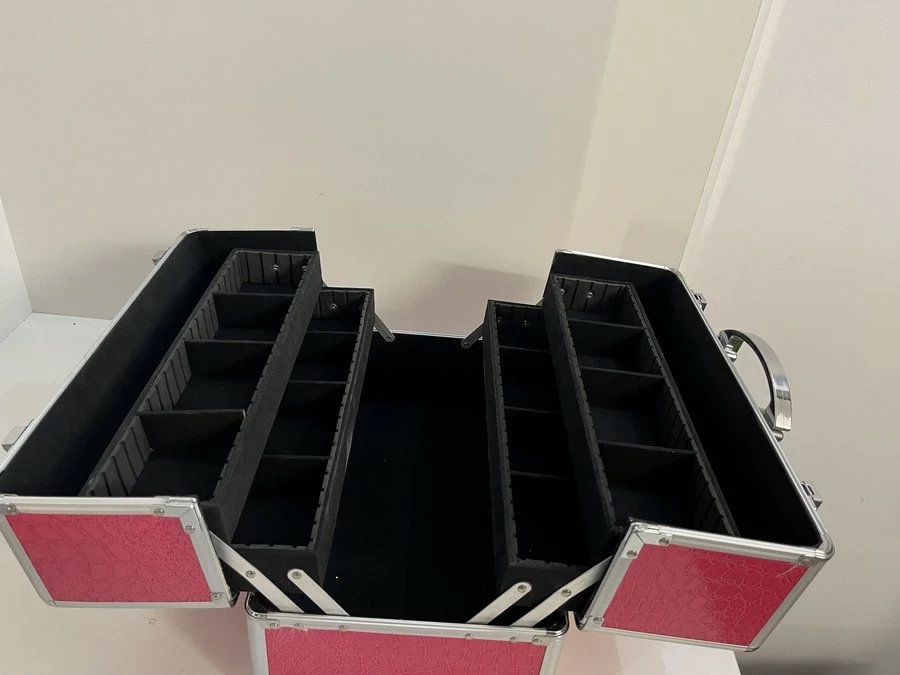 kuferek-silcare-marka-silcare