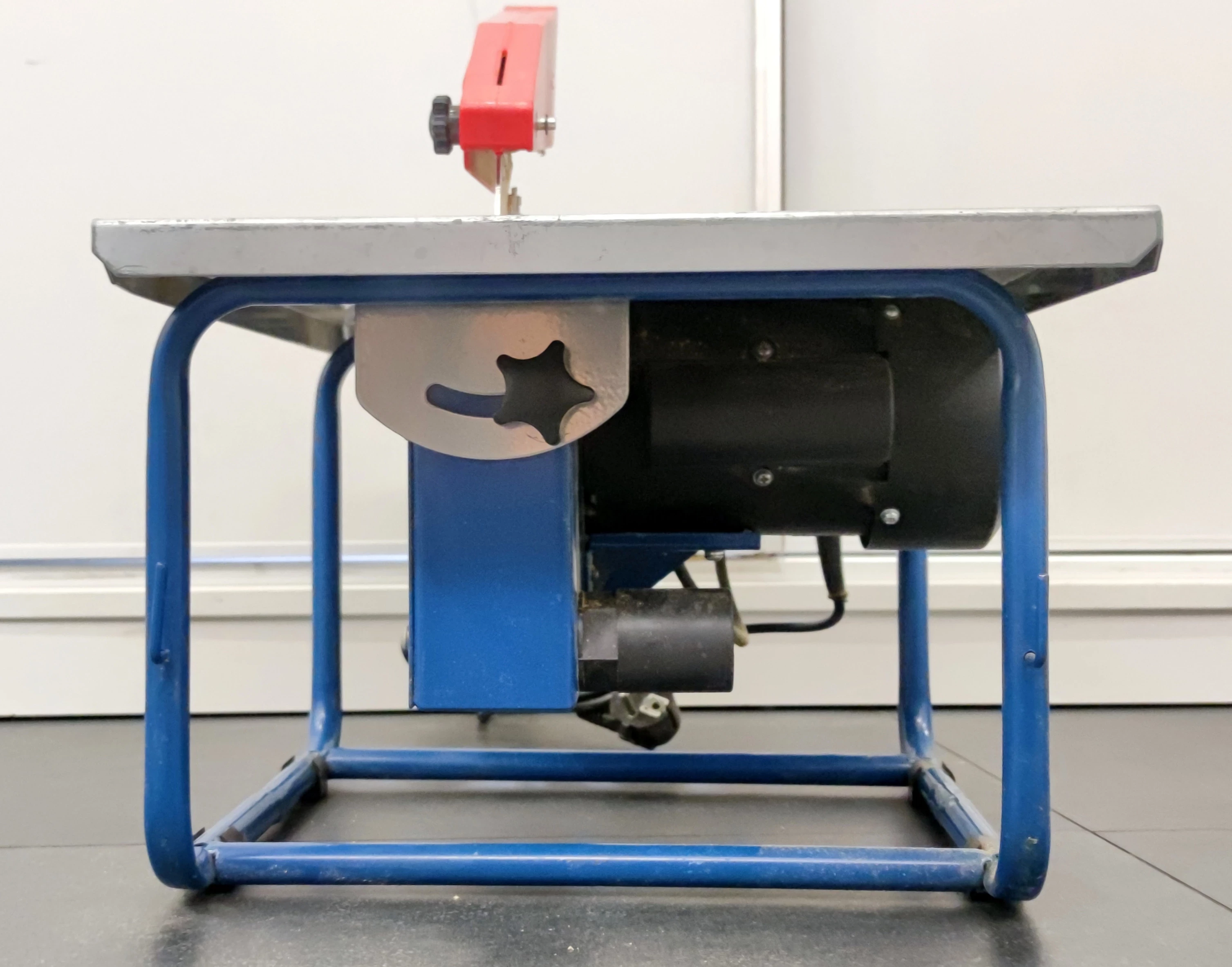 pila-stolowa-do-drewna-dedra-ded7719-product-id