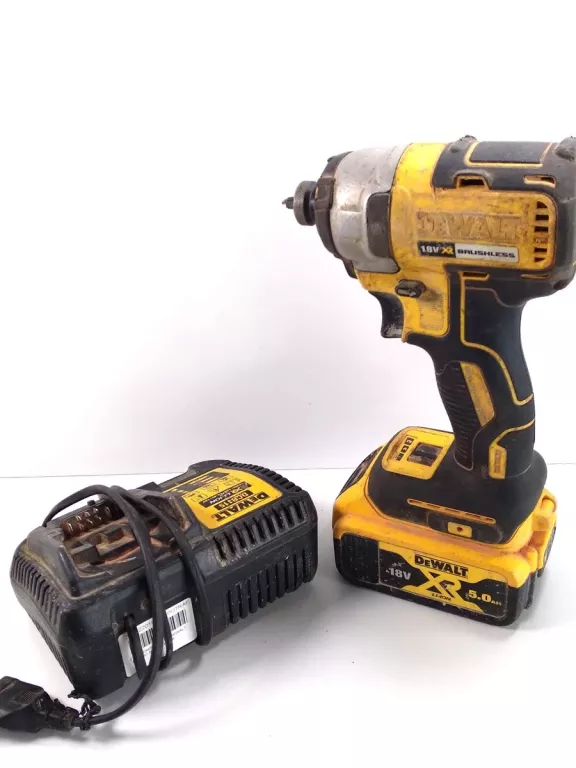 ZAKRĘTARKA DEWALT DCF887 ŁADOWARKA AKUMULATOR