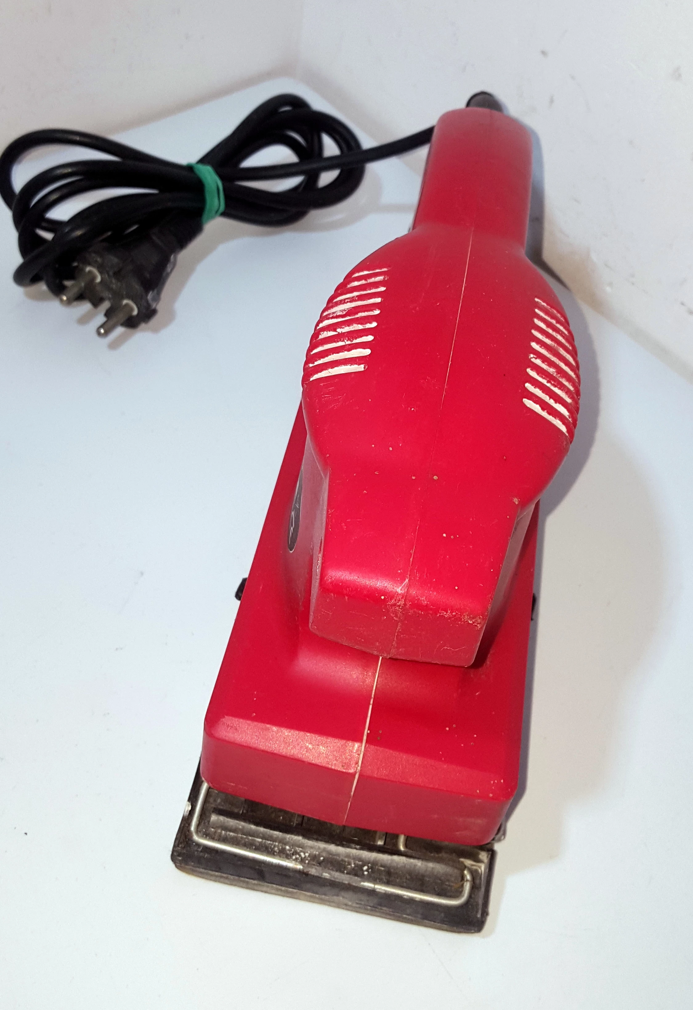 szlifierka-oscylacyjna-tesco-135w-sander-stan-uzywany