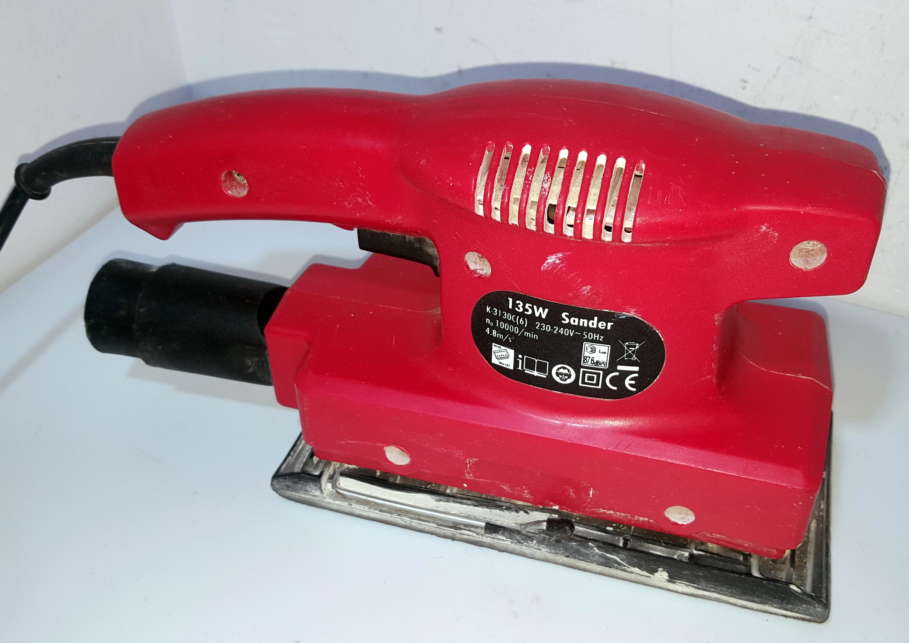 szlifierka-oscylacyjna-tesco-135w-sander-marka-inny-producent