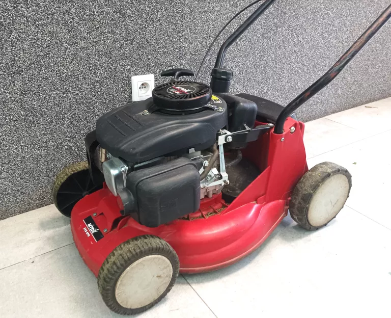 kosiarka-spalinowa-mtd-395-spo-okrzei-191-pila