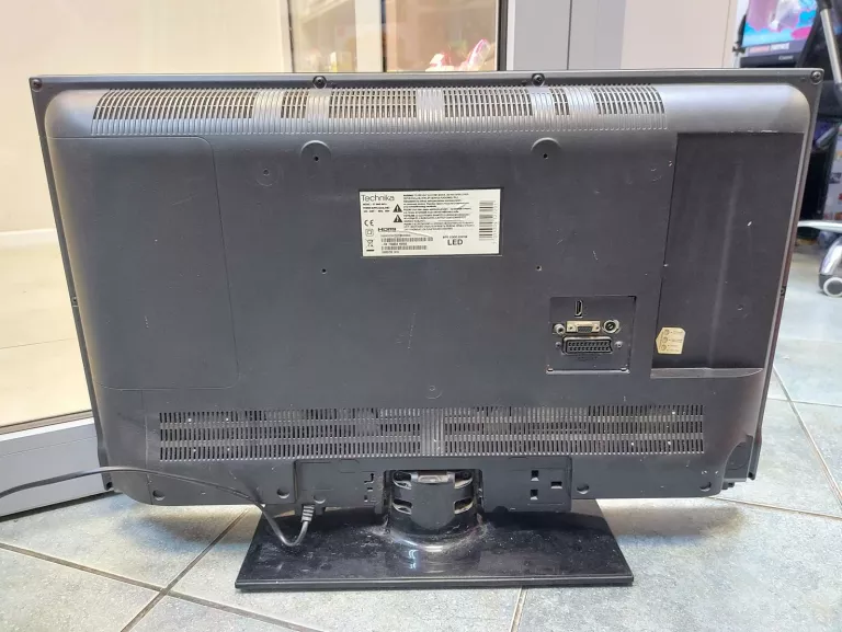 telewizor-technika-32-904b-aw14-typ-telewizora-lcd