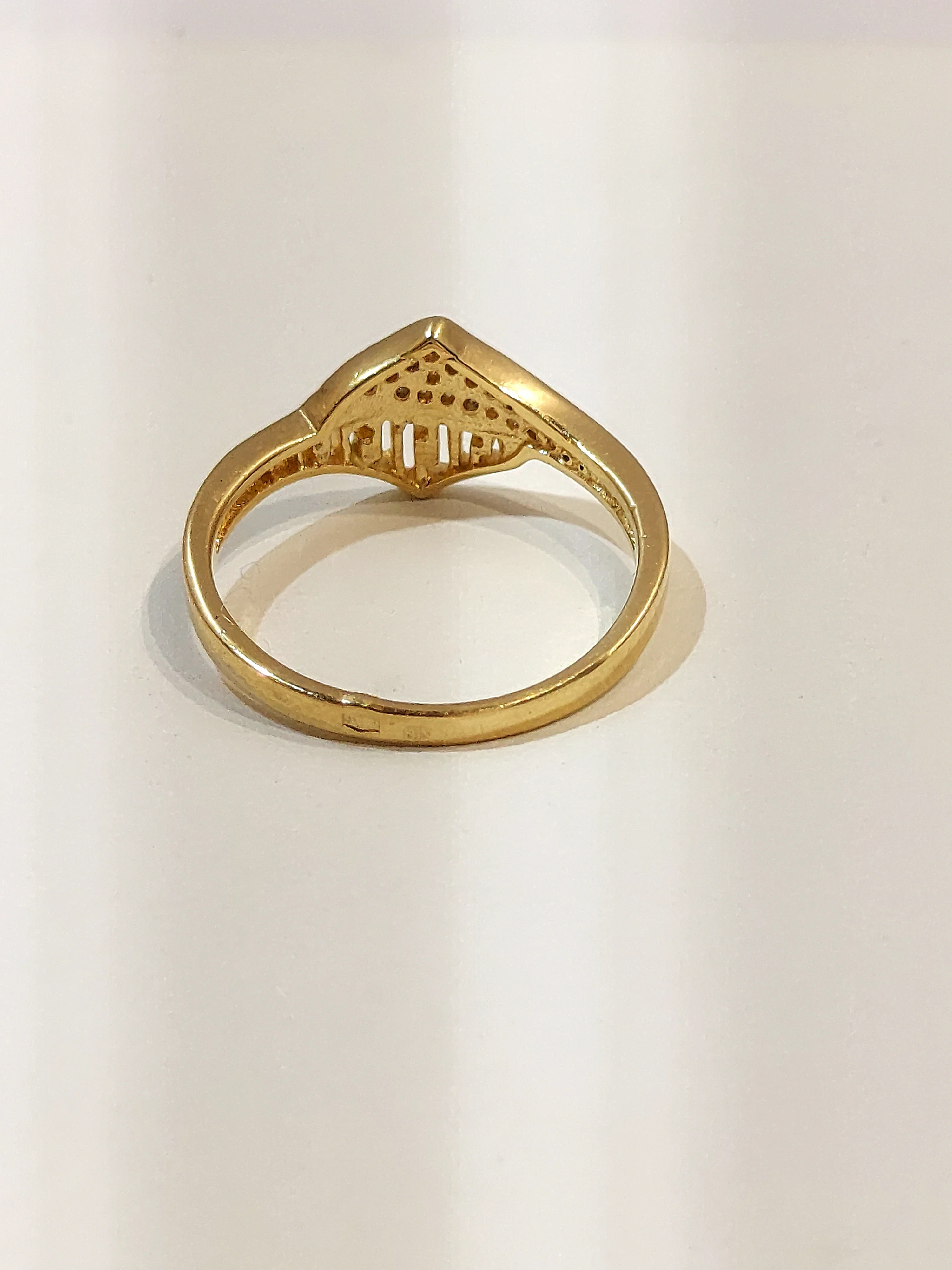 zloty-pierscionek-w-stylu-greckim-pr-585-r17-waga-284