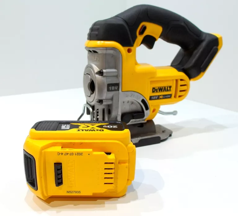 WYRZYNARKA DEWALT DCS331 400W 18V
