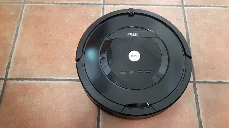 odkurzacz-irobot-roomba-805-stan-uszkodzony