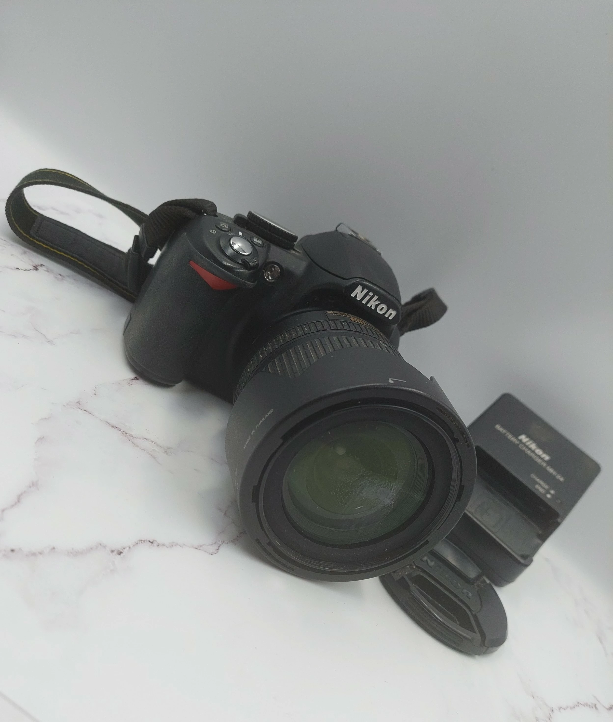 aparat-nikon-d3100-obiektyw-nikon-nikkor-18-105-rozmiar-matrycy-inny