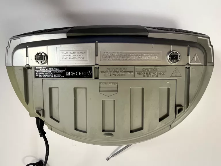 RADIOMAGNETOFON CD SONY CFD-S100L