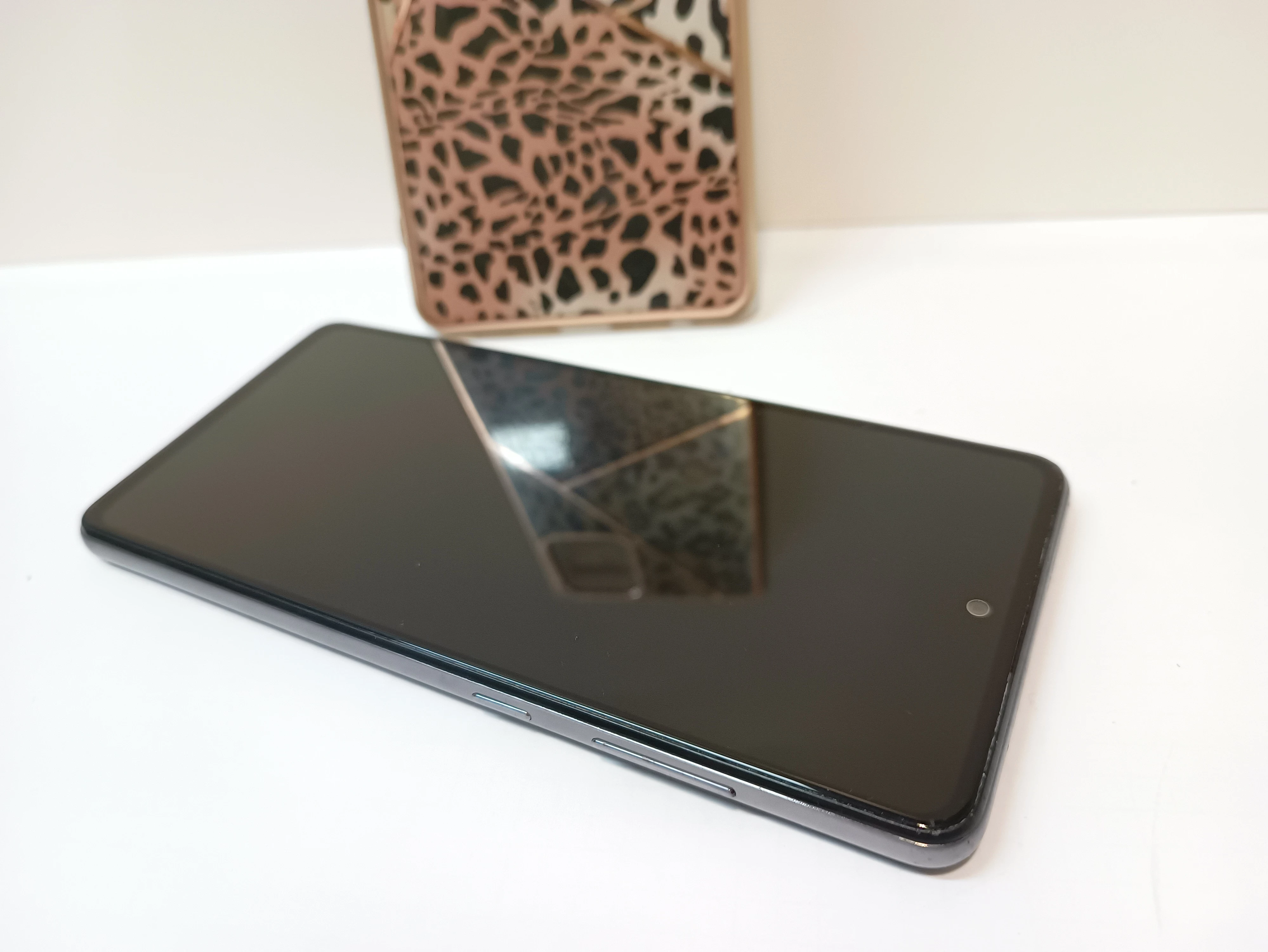 telefon-samsung-galaxy-a72-ean-8806092023505