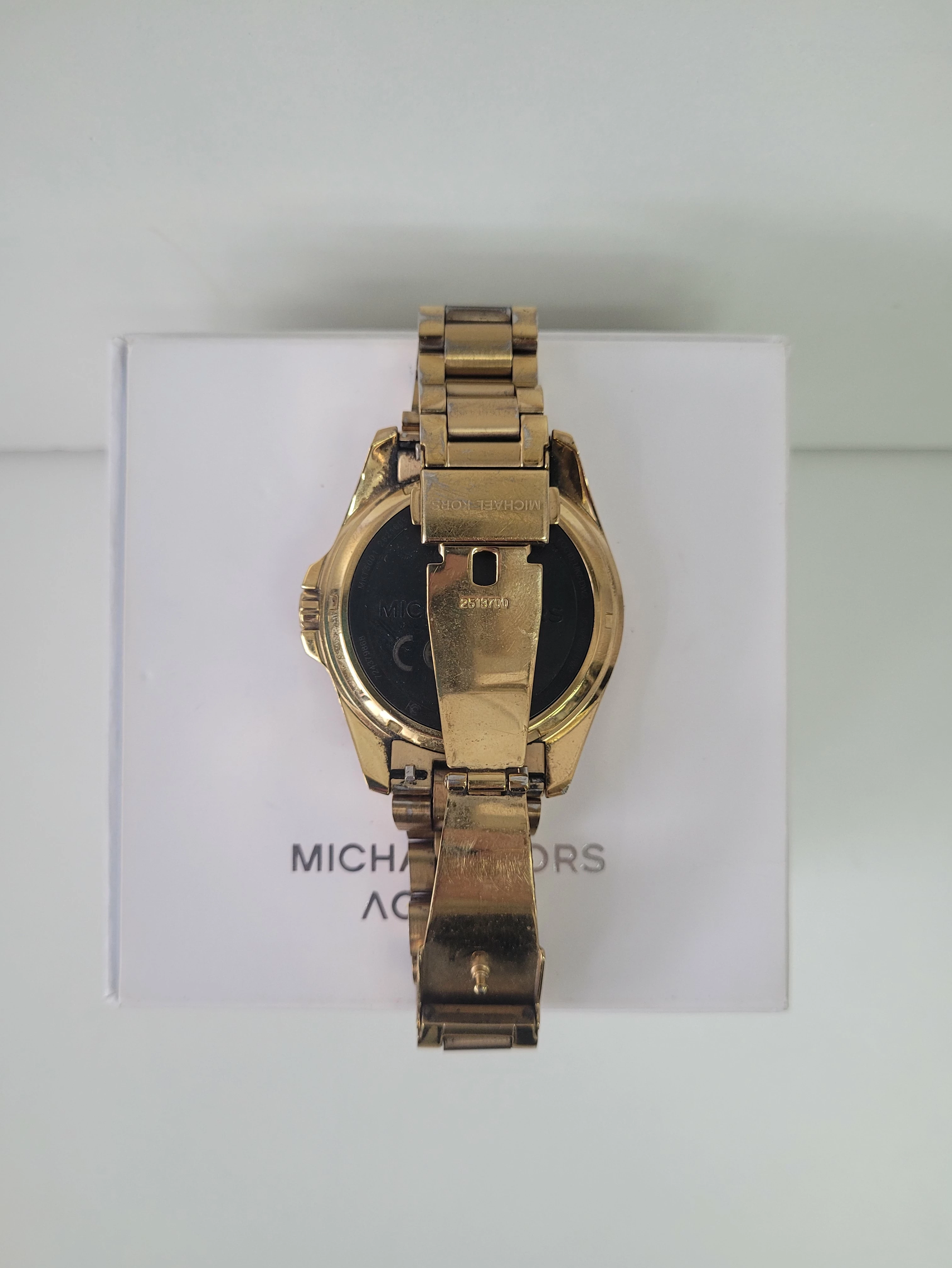smartwatch-michael-kors-stan-uzywany