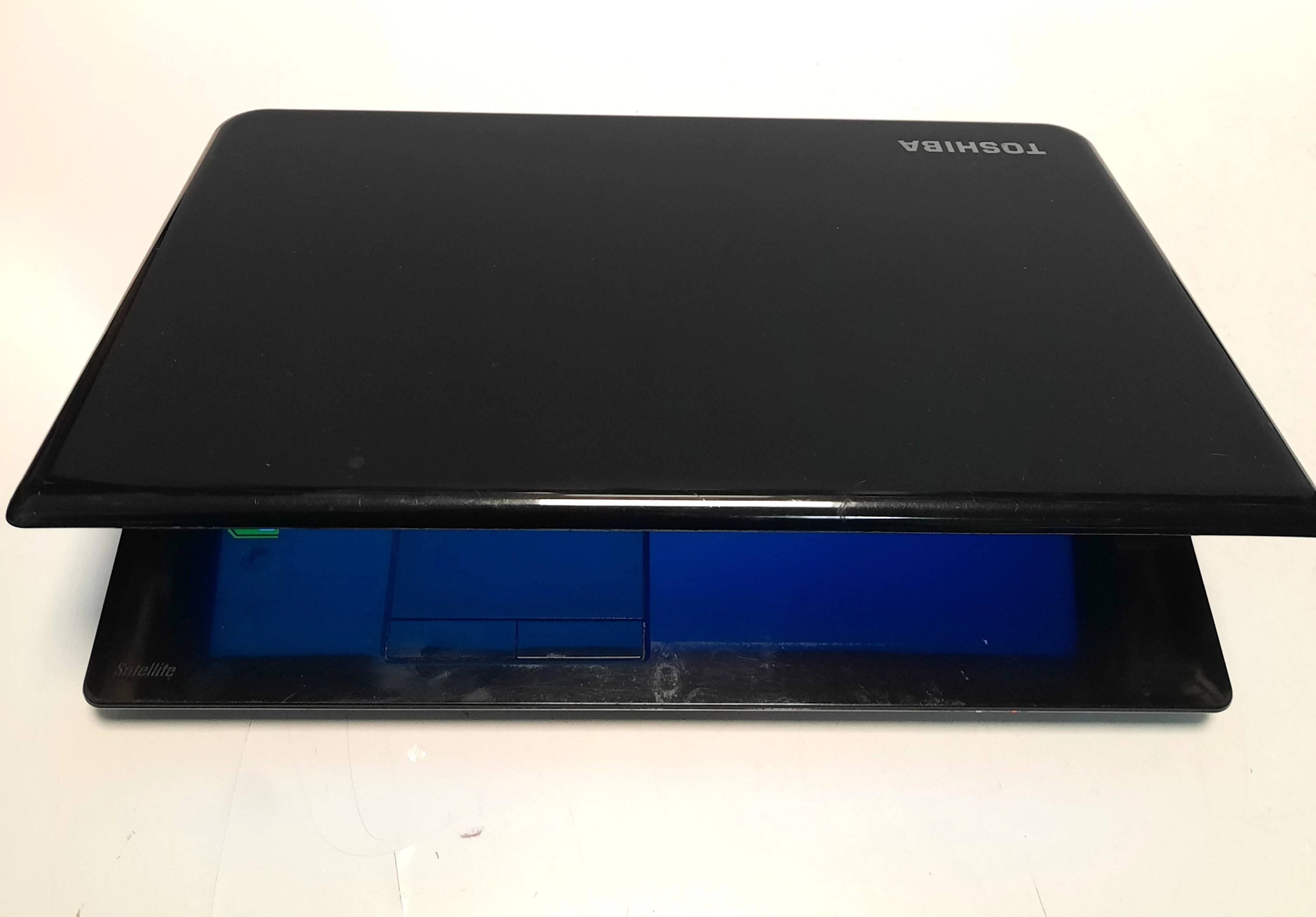 laptop-toshiba-c55-a-1h9-8gb-i3-3110-320gb-rodzaj-karty-graficznej-grafika-zintegrowana