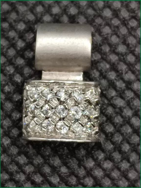 zloty-wisiorek-z-bialego-zlota-pr585-249g-sosnkowskiego-4a-opole-sj