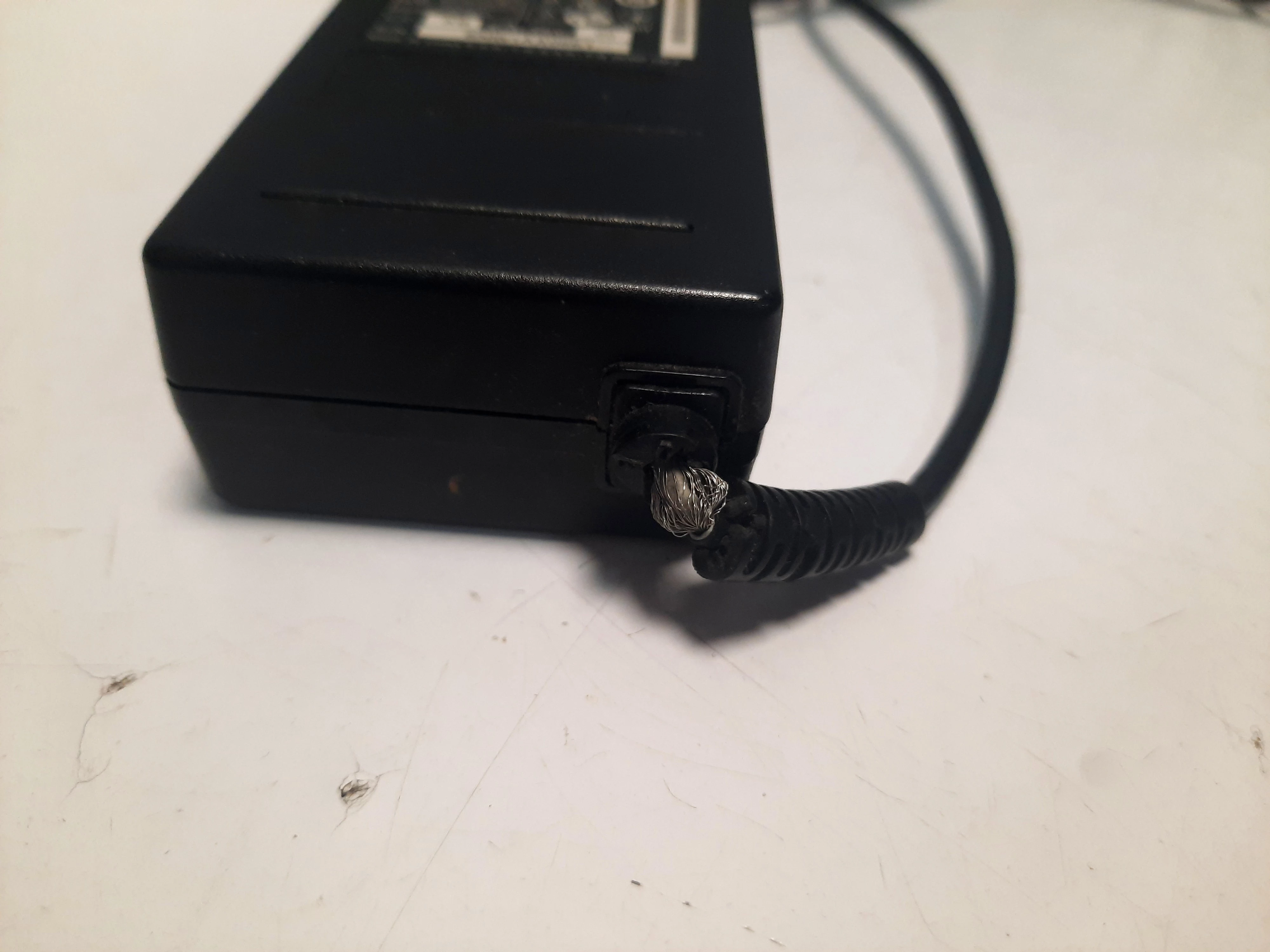 laptop-toshiba-c55-a-1h9-8gb-i3-3110-320gb-stan-uzywany