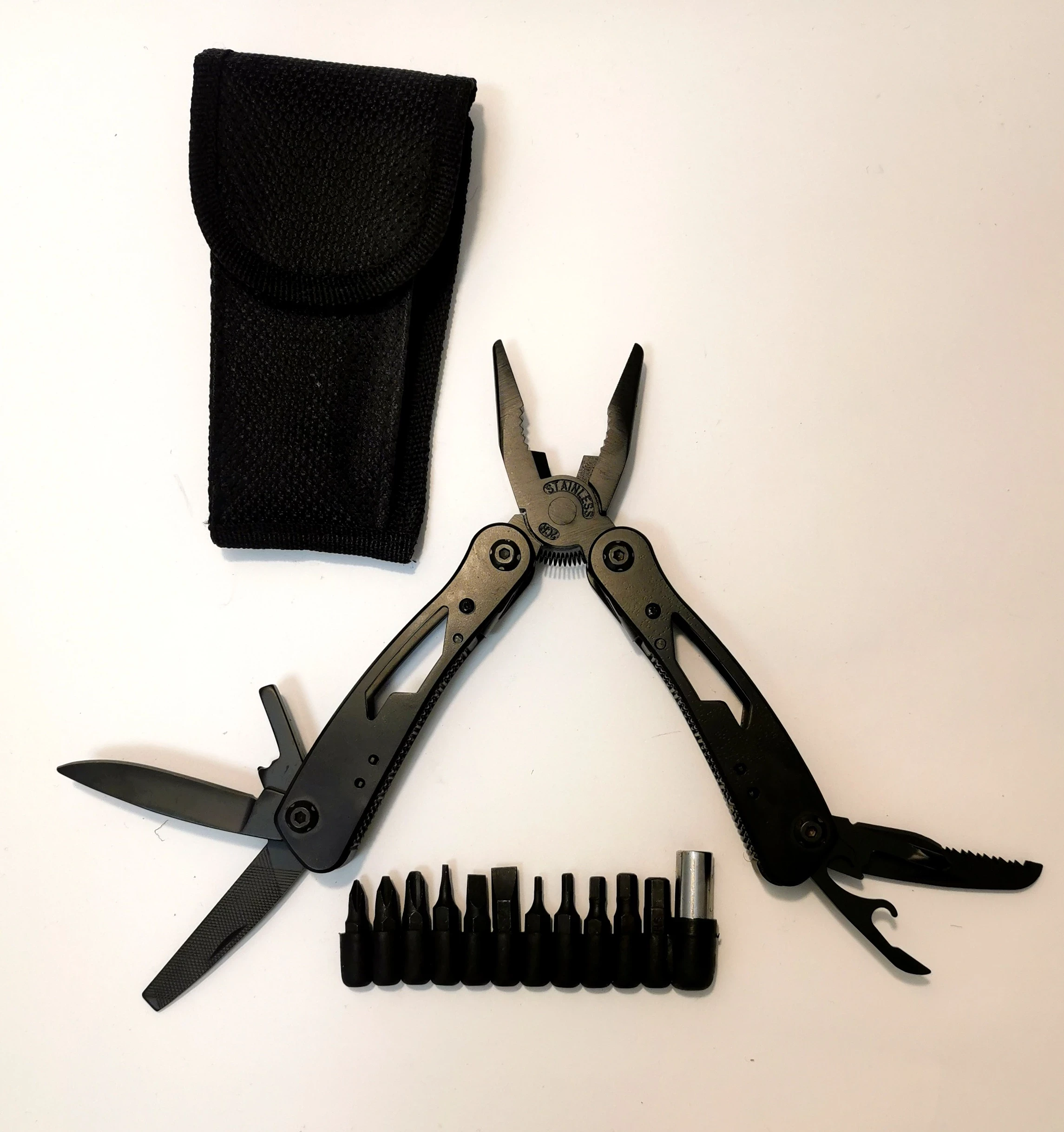 multitool-19w1-scyzoryk-kombinerki-pila-otwieracz-daszynskiego-2-ustron