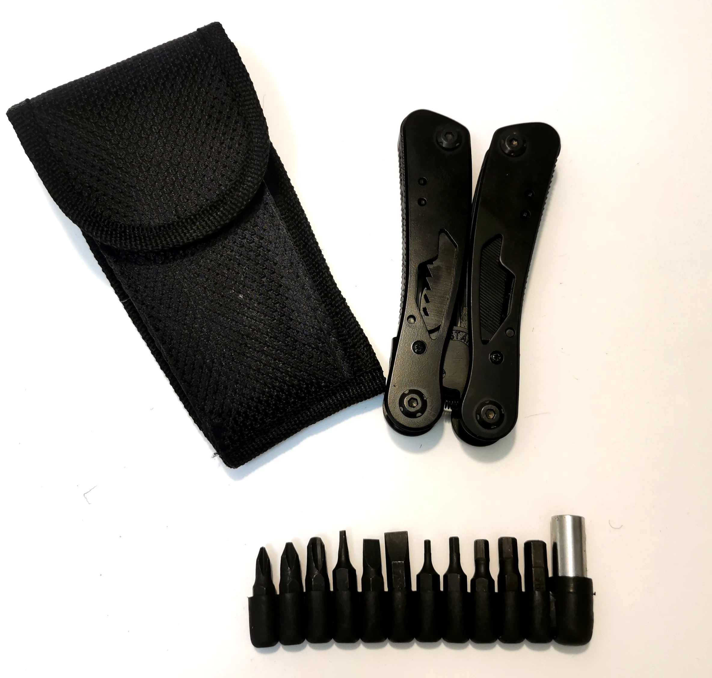 multitool-19w1-scyzoryk-kombinerki-pila-otwieracz-stan-11323-2