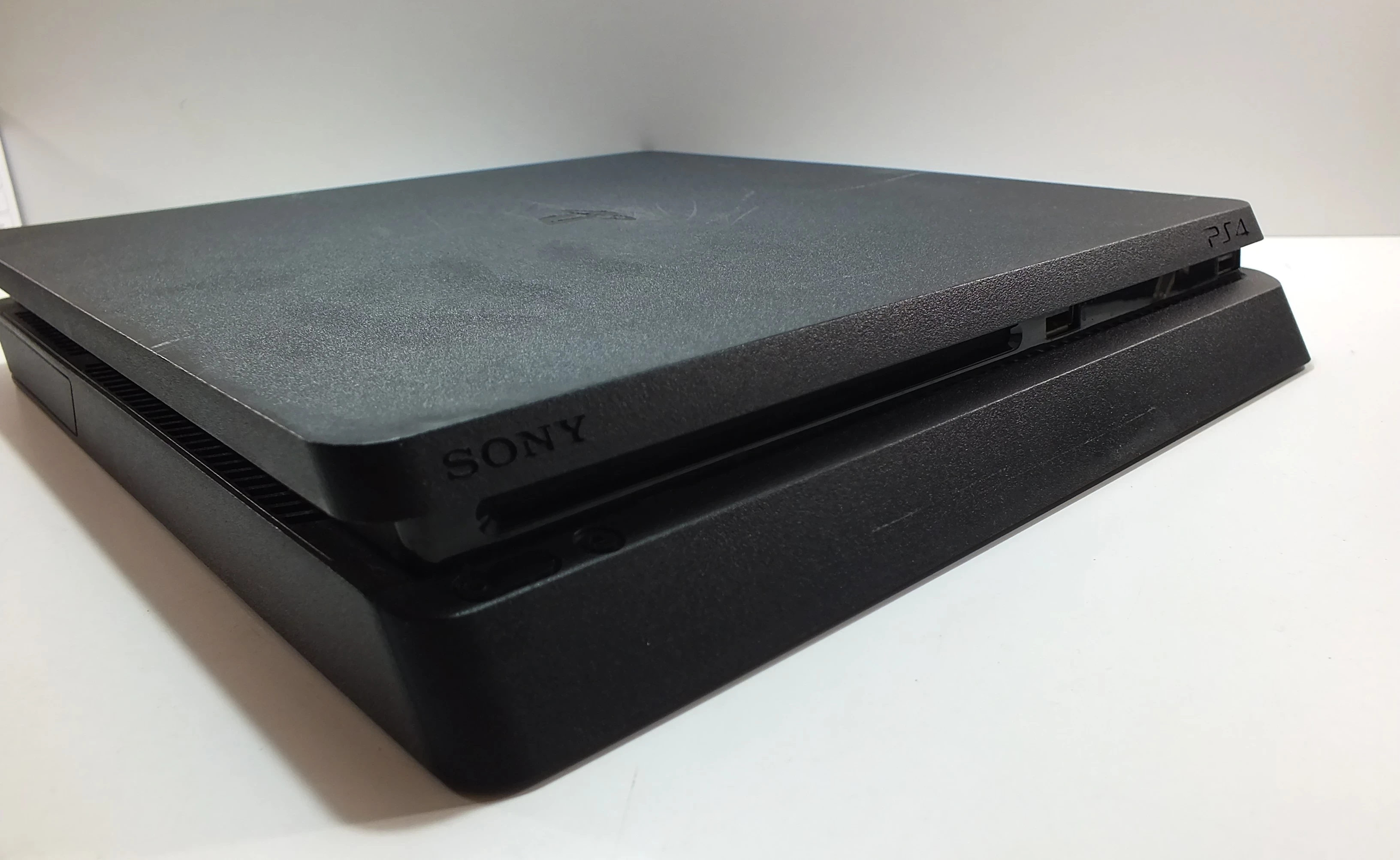 konsola-sony-playstation-4padkab-uszkodzona-kod-producenta-cuh-2016a