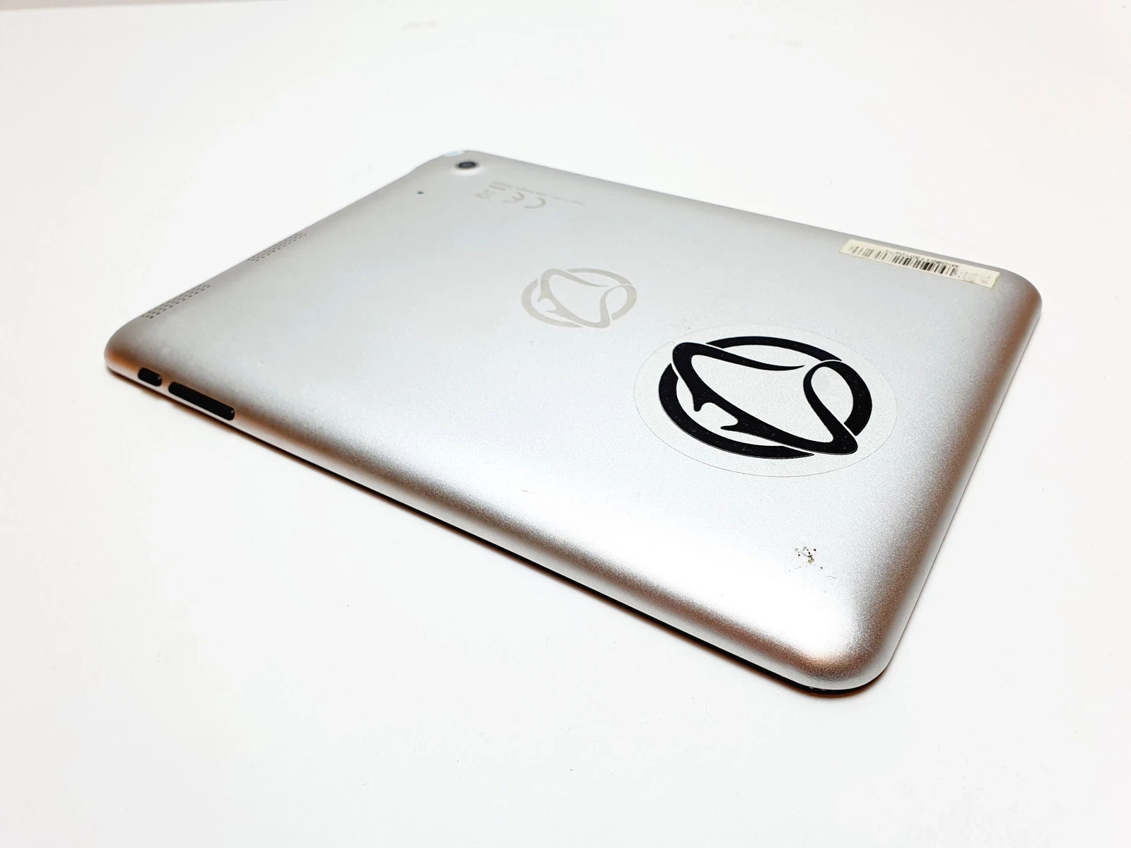 tablet-manta-mid-801-komplet-opis-kolor-czarny