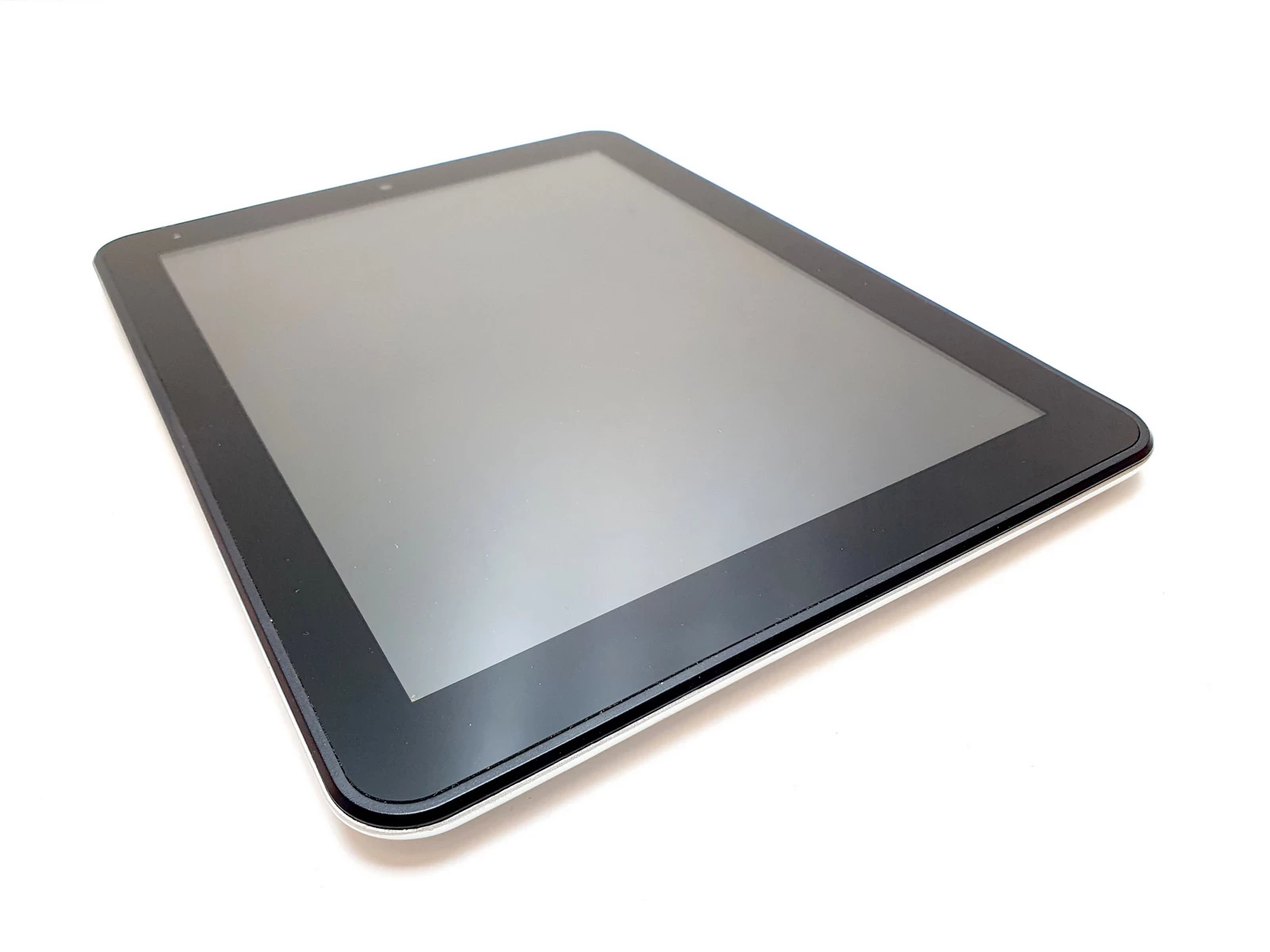 tablet-manta-mid-801-komplet-opis-marka-manta