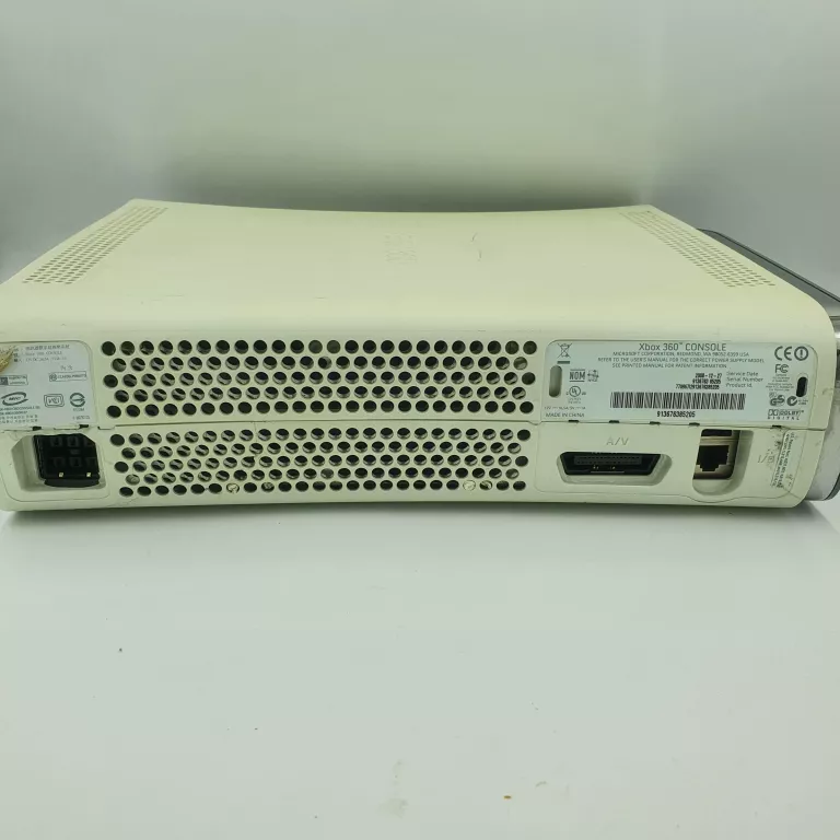 konsola-xbox-360-20gb-kabel-av-zasilacz-uszko-kolor-bialy