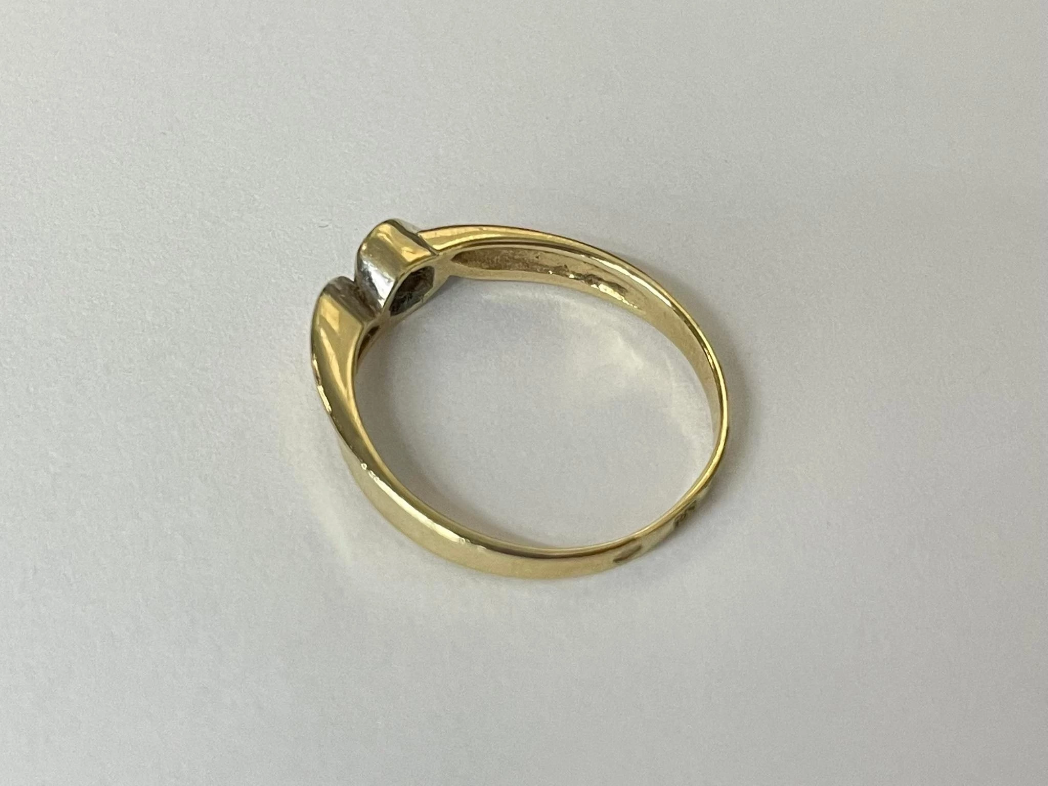 zloty-pierscionek-r175-585-228g-stan-uzywany