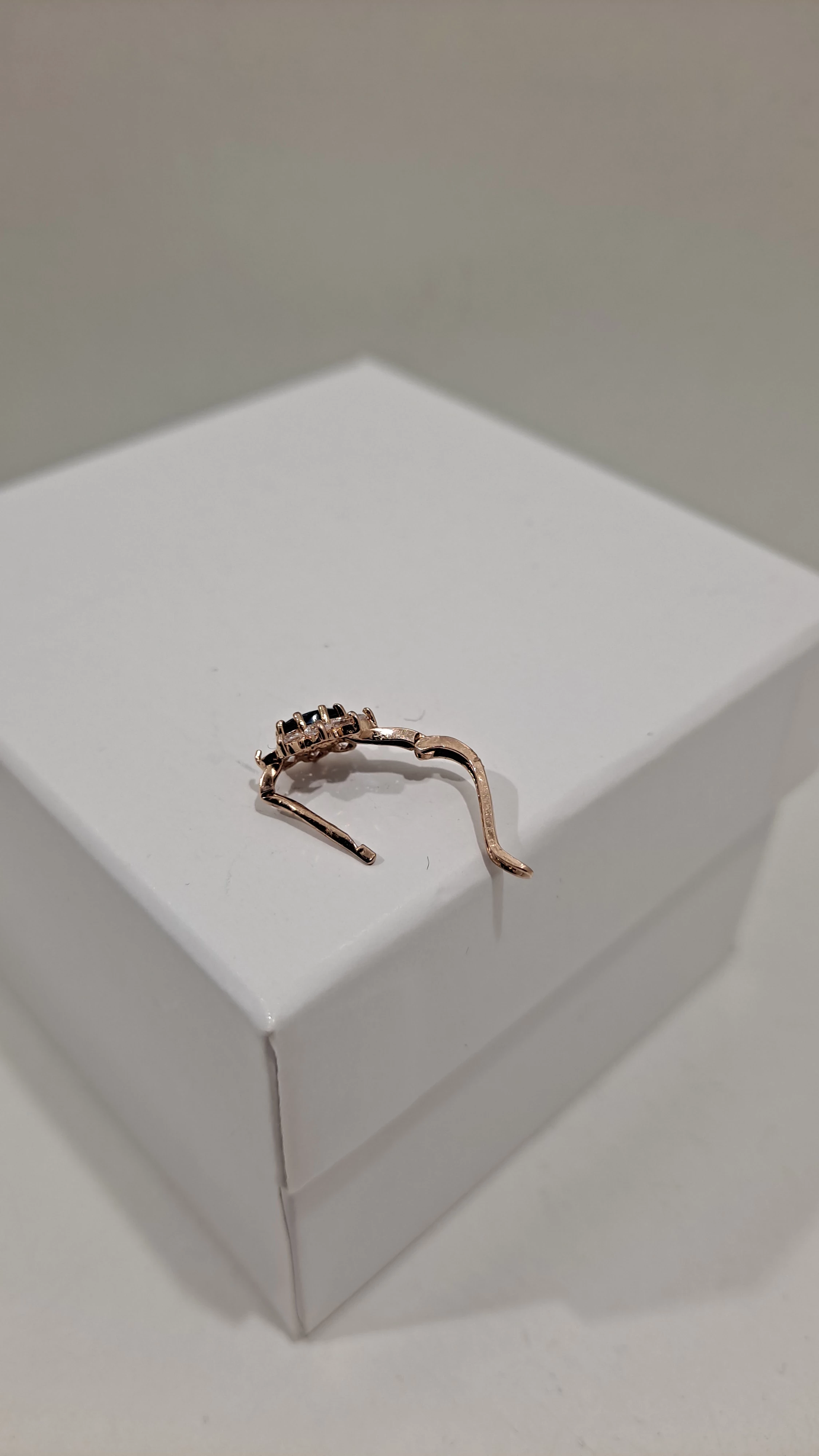 elegancki-zloty-kolczyk-z-cyrkoniami-585-ean-gtin-5905868205312