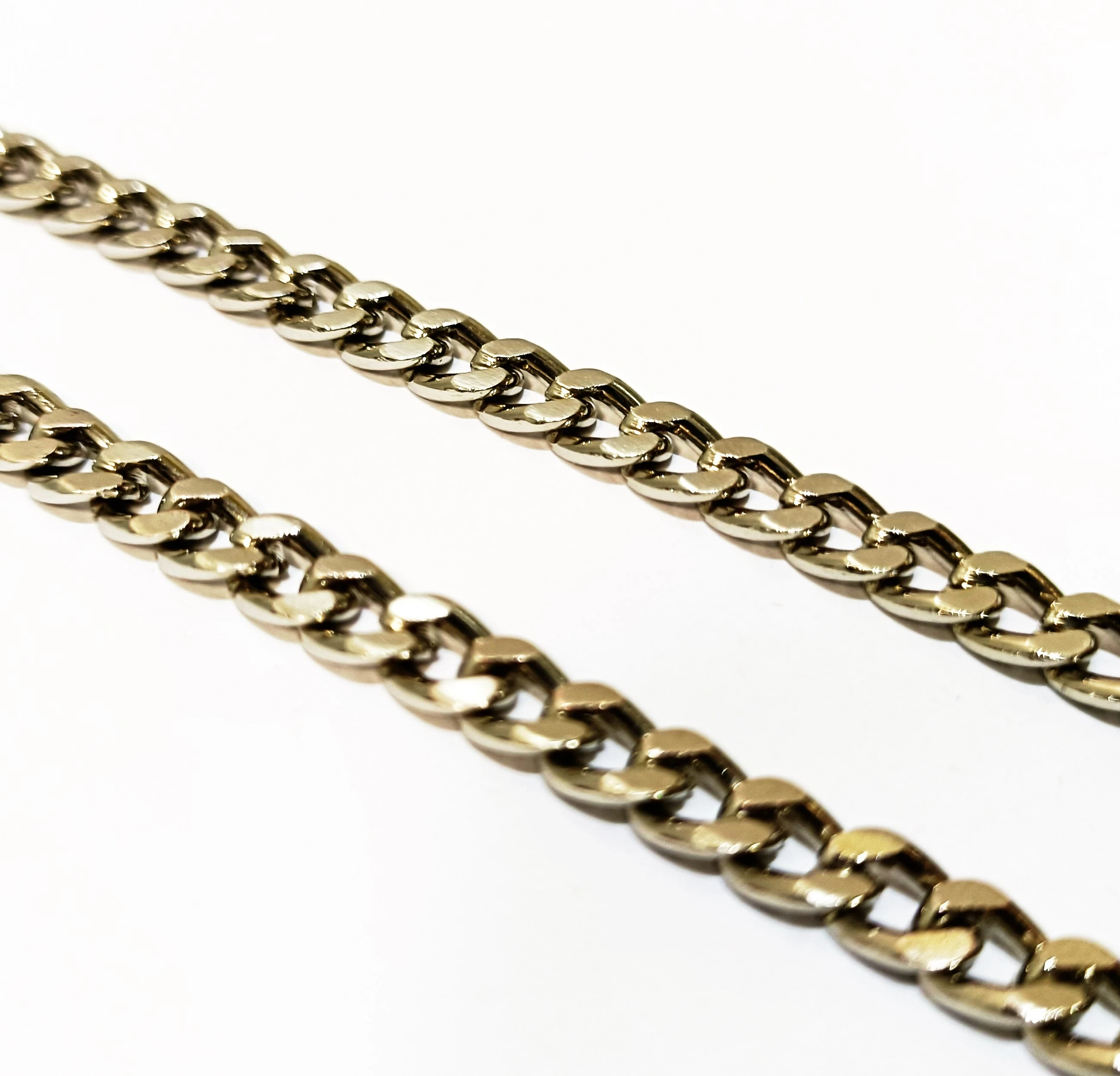 srebrny-lancuszek-meski-pancerka-925-cechy-brak