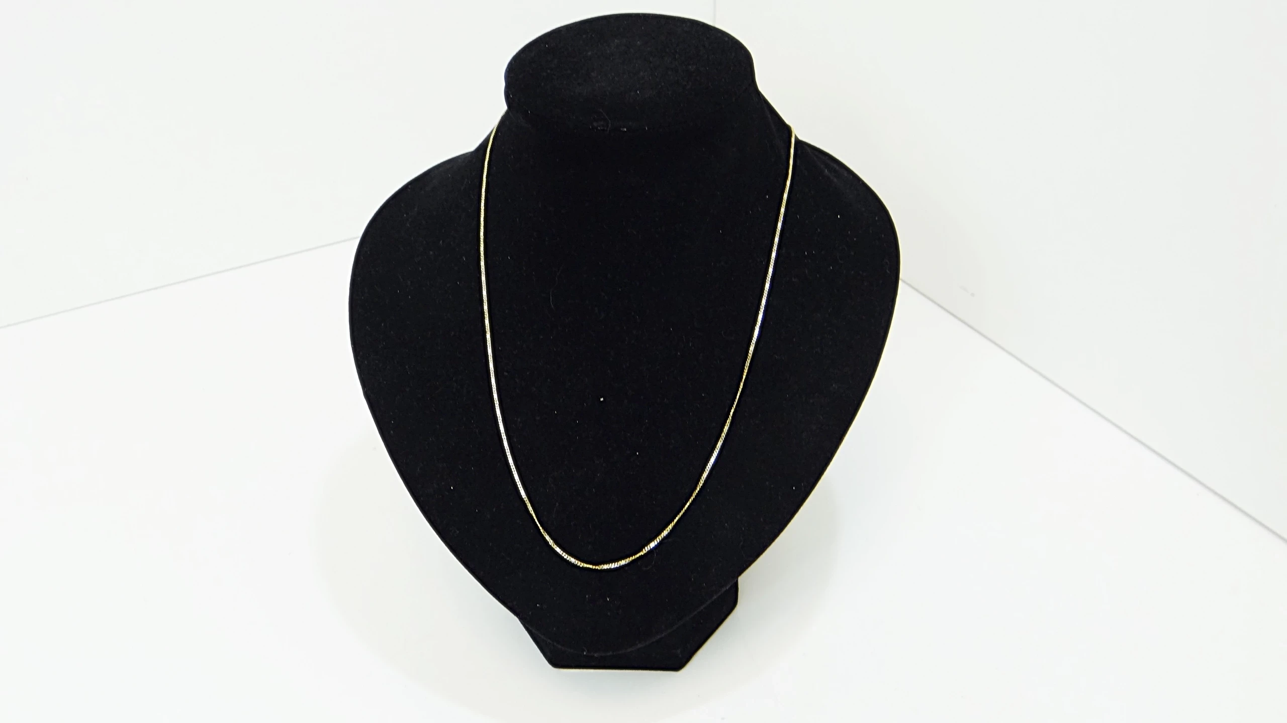 sliczny-zloty-lancuszek-14ct-233g-50cm-ean-gtin-5901050600699