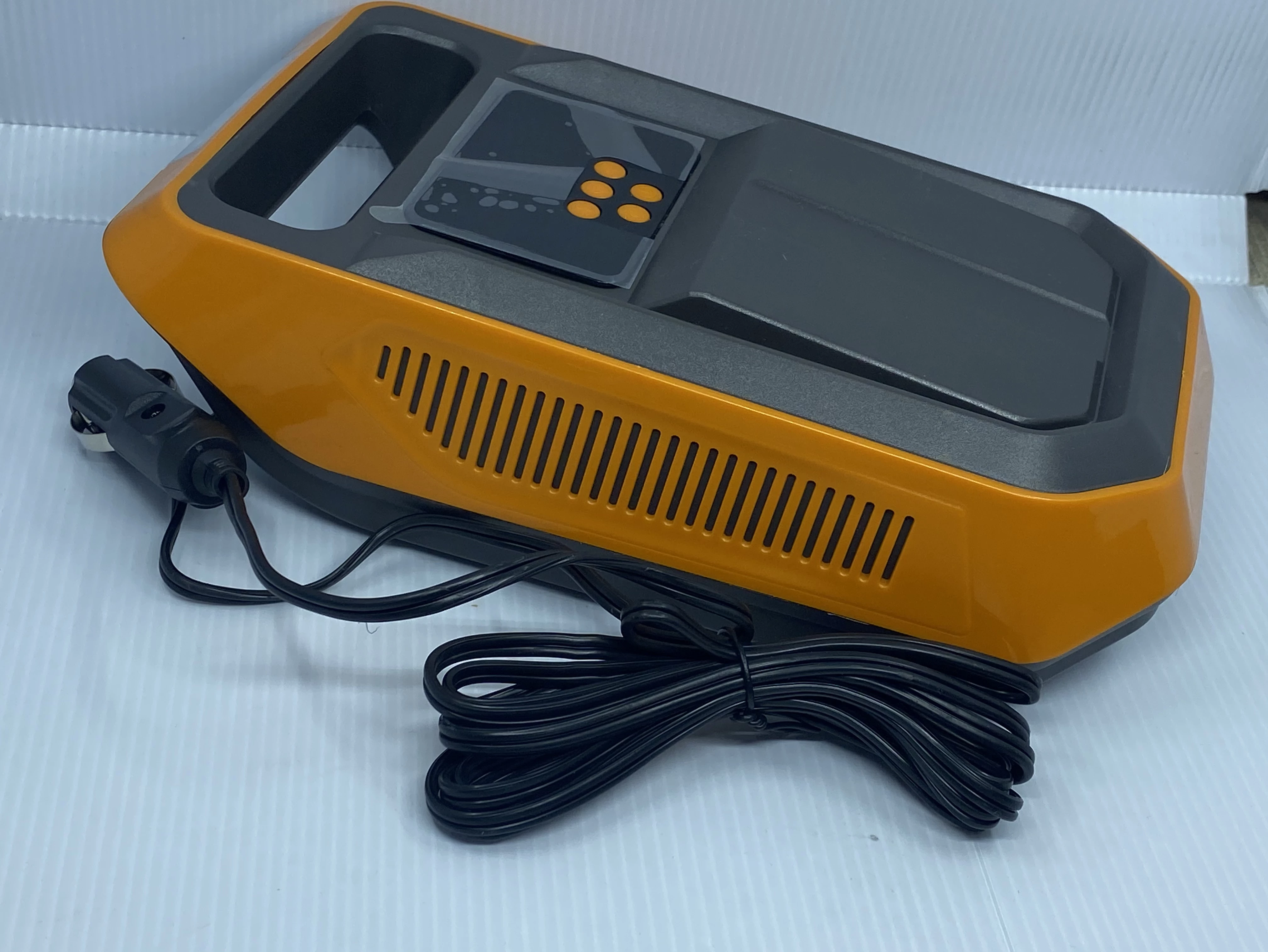 kompresor-samochodowy-dynic-producent-n-dynic