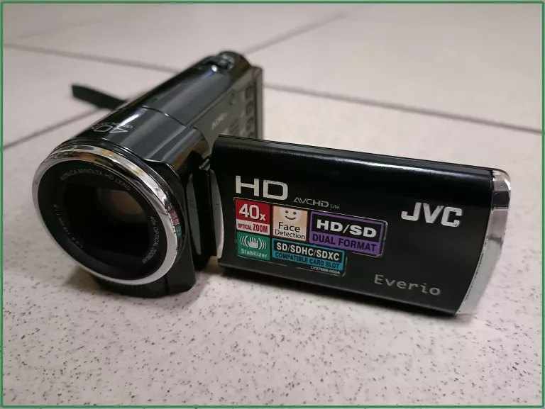 KAMERA CYFROWA HD JVC HM30BE (OPIS)