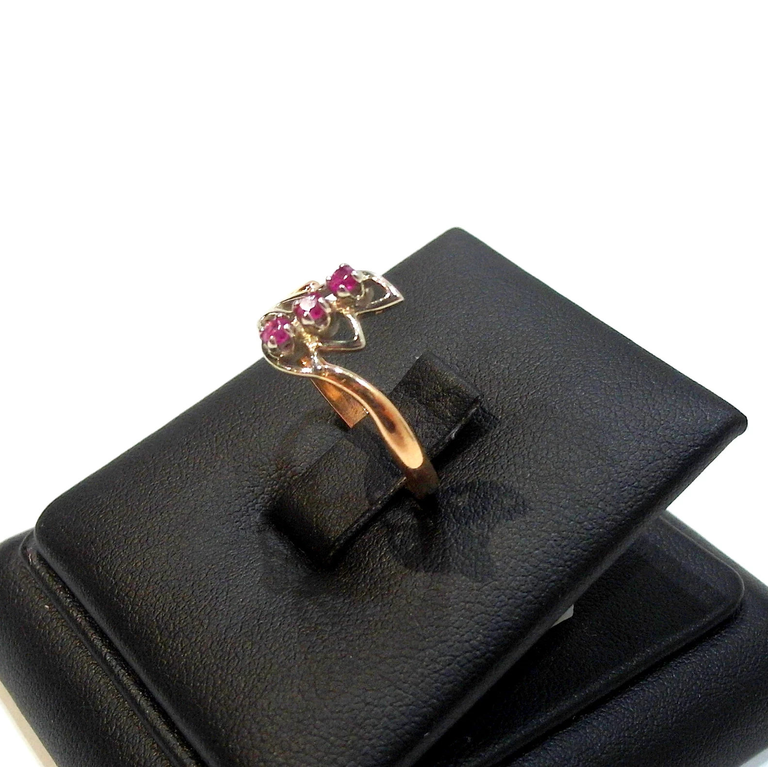 zloty-pierscion-wysadzany-3-kamykami-rpr585-r17-material-15835-2