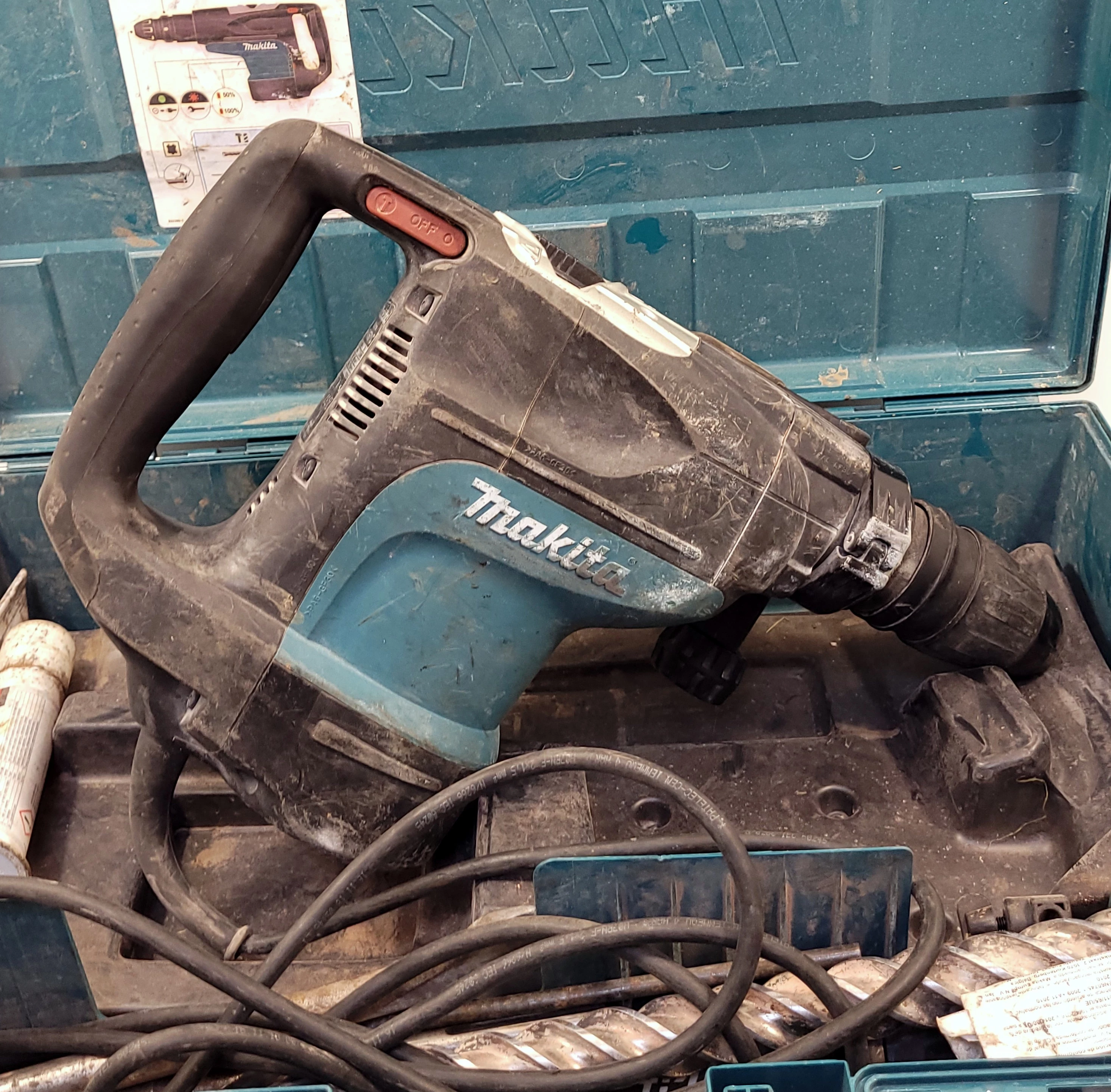 mlotowiertarka-makita-hr4501c-walizka-typ-uchwytu-sds-max