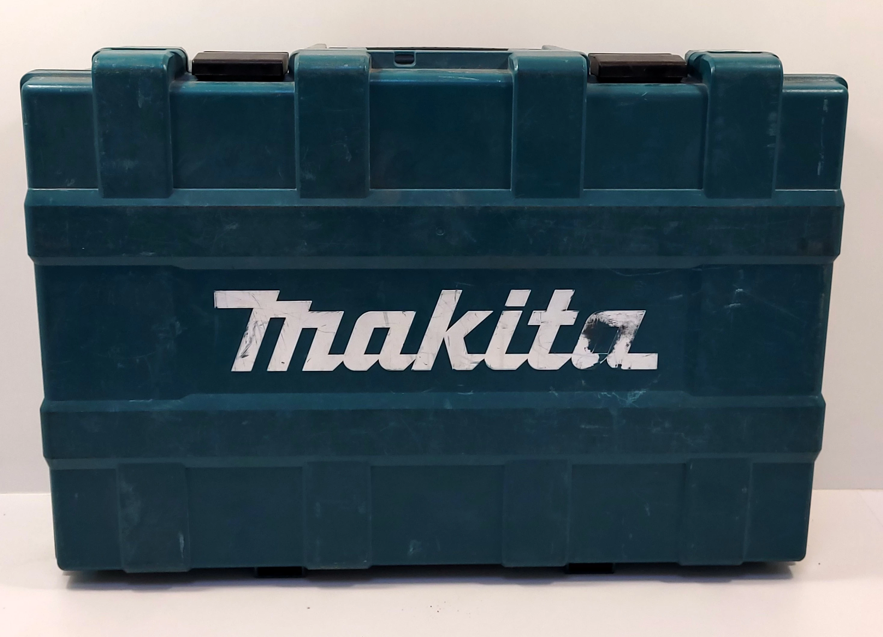 mlotowiertarka-makita-hr4501c-walizka-zasilanie-sieciowe