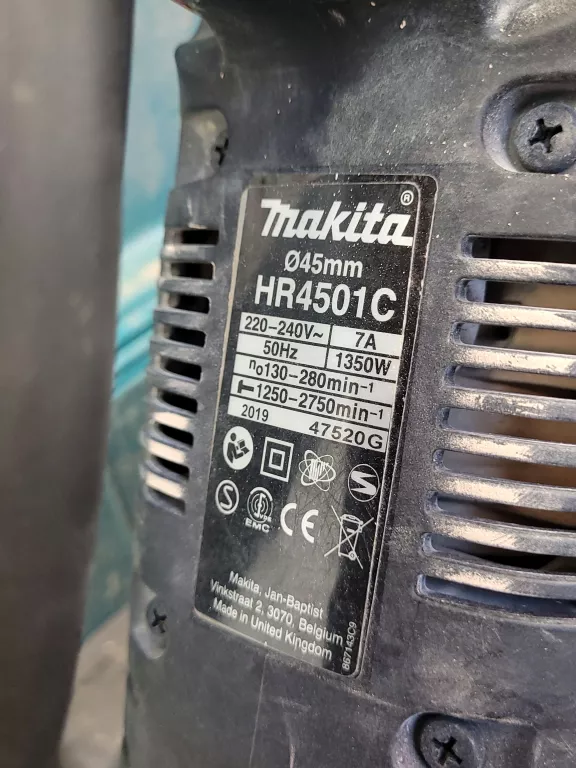 mlotowiertarka-makita-hr4501c-walizka-energia-udaru-101
