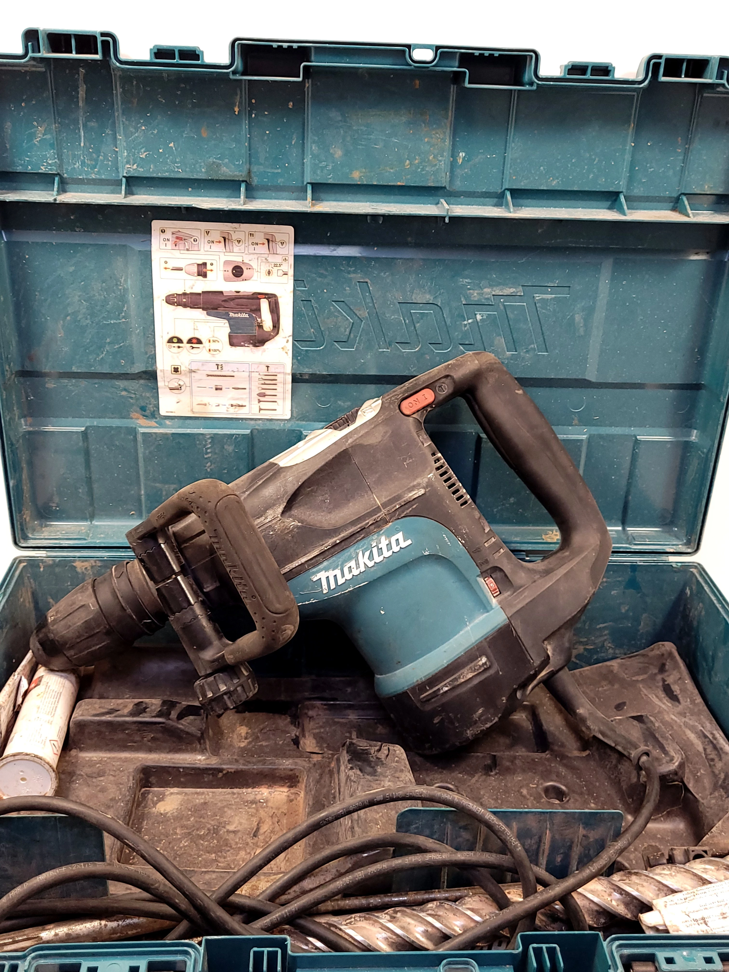 mlotowiertarka-makita-hr4501c-walizka-stan-uzywany