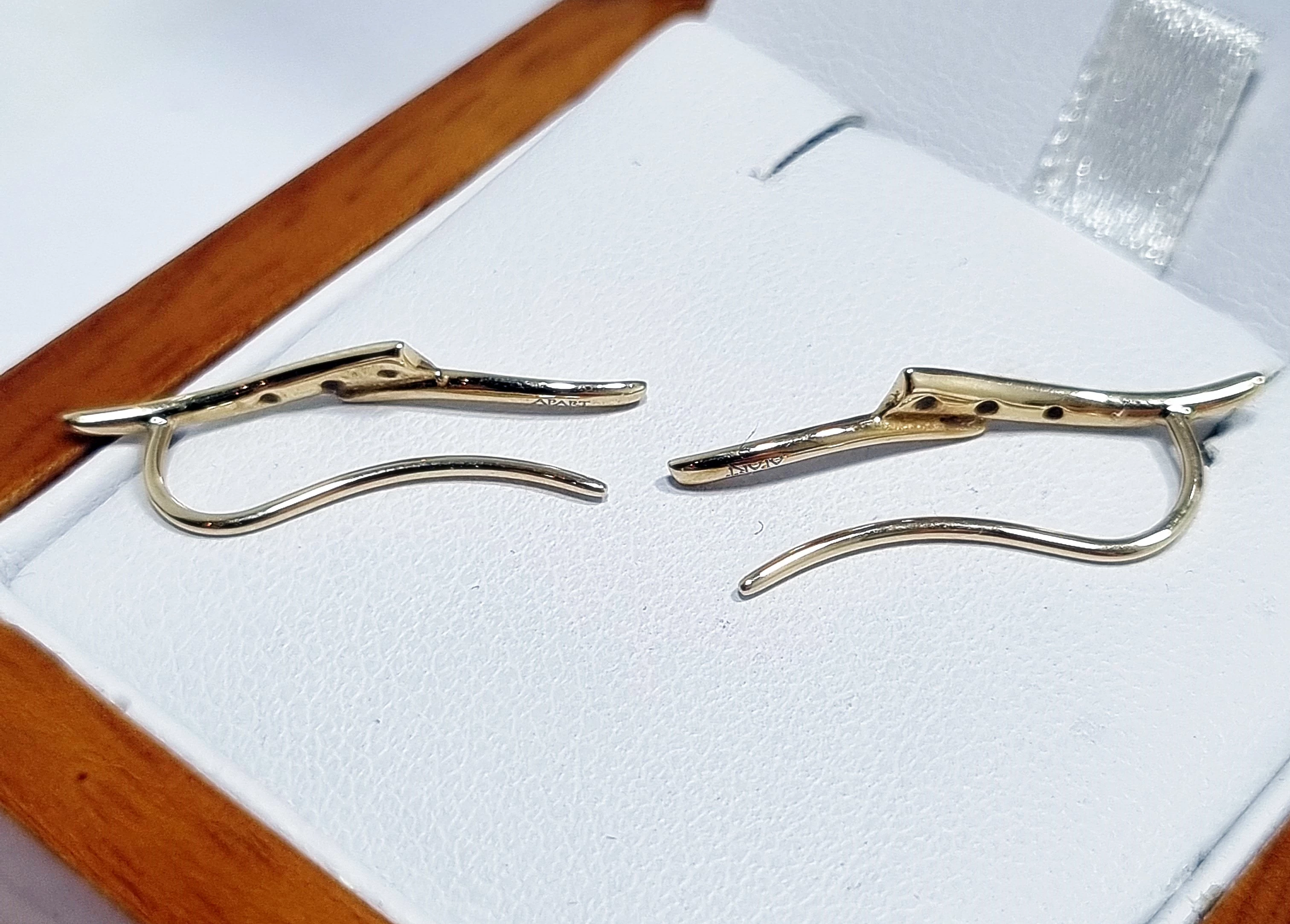 piekne-zlote-kolczyki-apart-diament-114-g-585-stan-uzywany