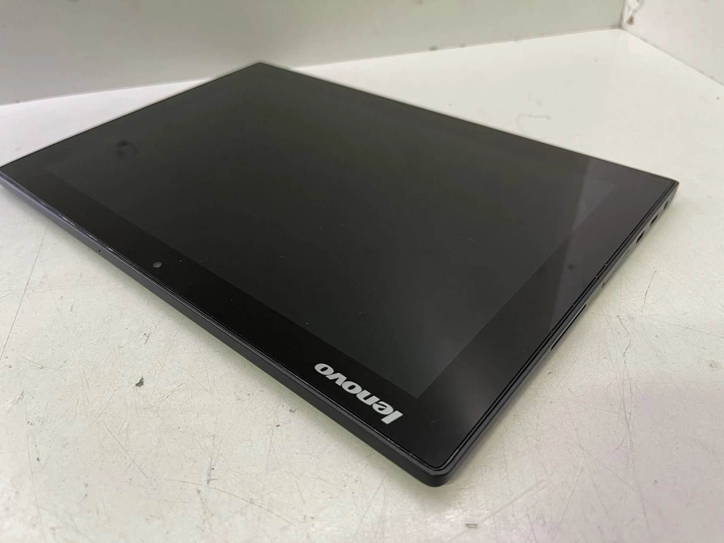 tablet-2-w-1-lenovo-miix-3-1030-przekatna-ekranu-7