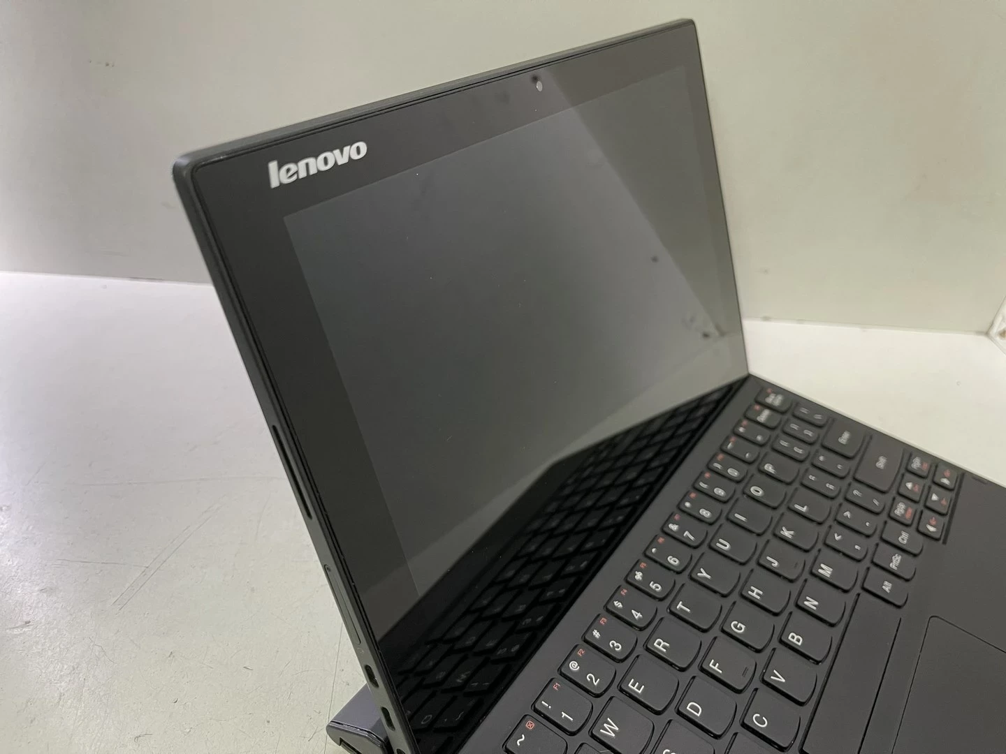 tablet-2-w-1-lenovo-miix-3-1030-stan-uzywany