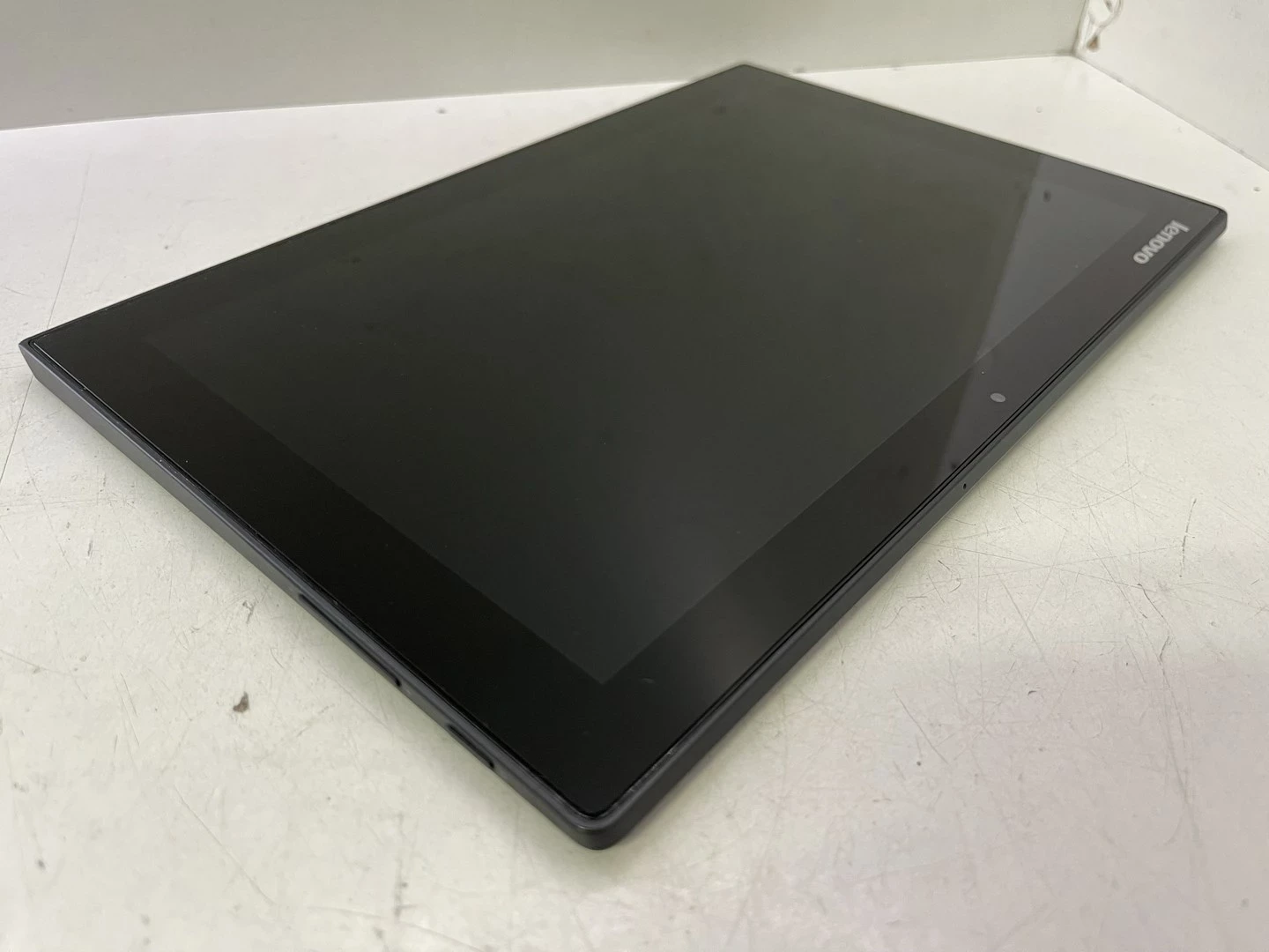 tablet-2-w-1-lenovo-miix-3-1030-wbudowana-pamiec-32-gb