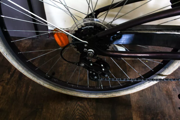 rower-btwin-elops-320-rodzaj-przerzutki-zewnetrzna